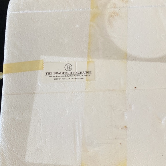 Bradford Exchange Musical Plate - Picture 5 of 5